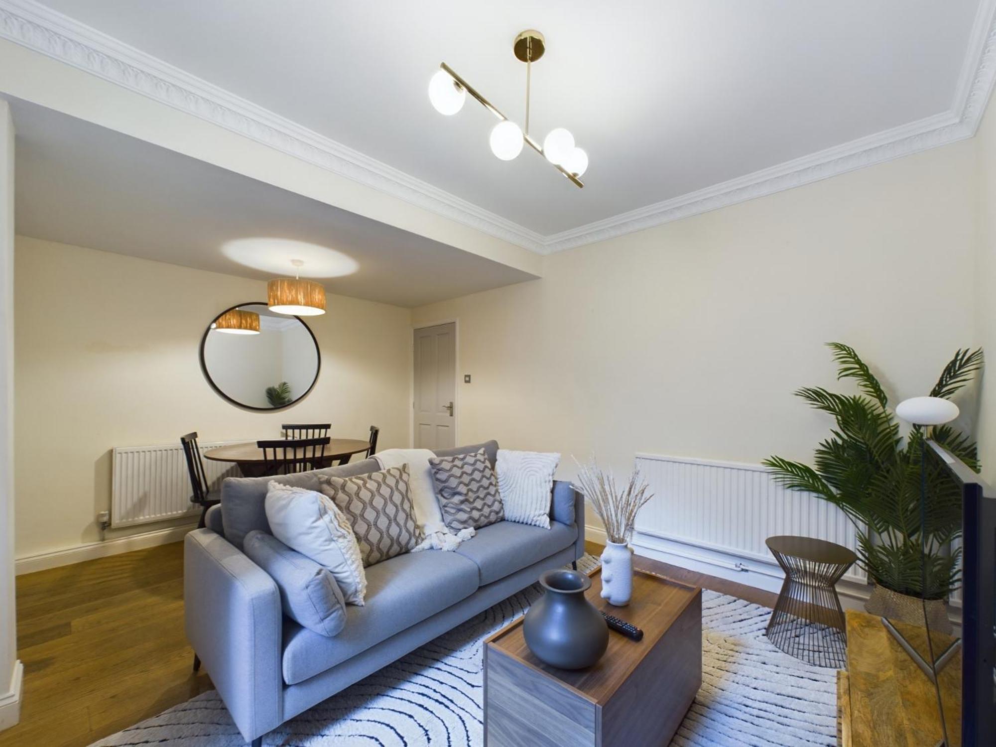 The Pimlico Place - 2bdr With Courtyard