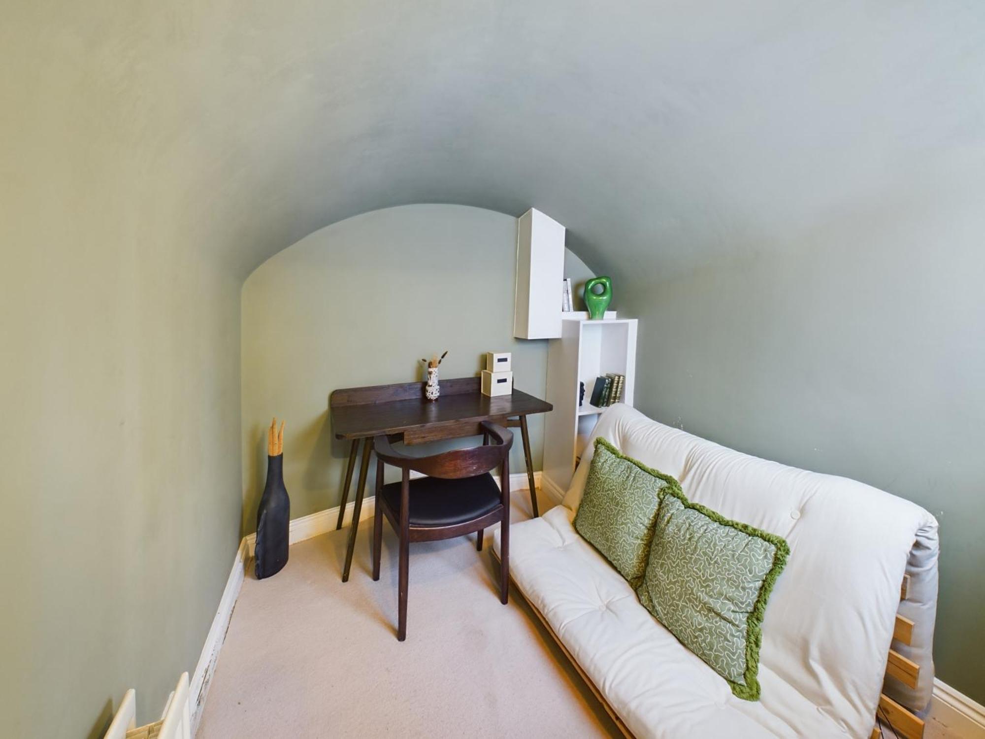The Pimlico Place - 2bdr With Courtyard Apartment